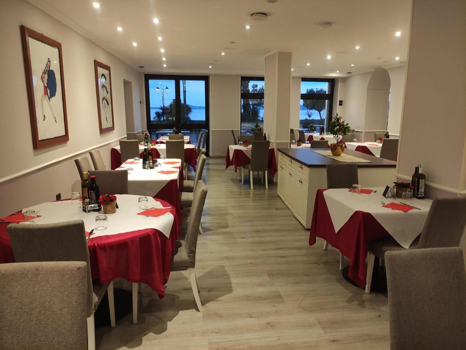 Hotel & Restaurant San Marco Ab توسكولانو ماديرنو المظهر الخارجي الصورة